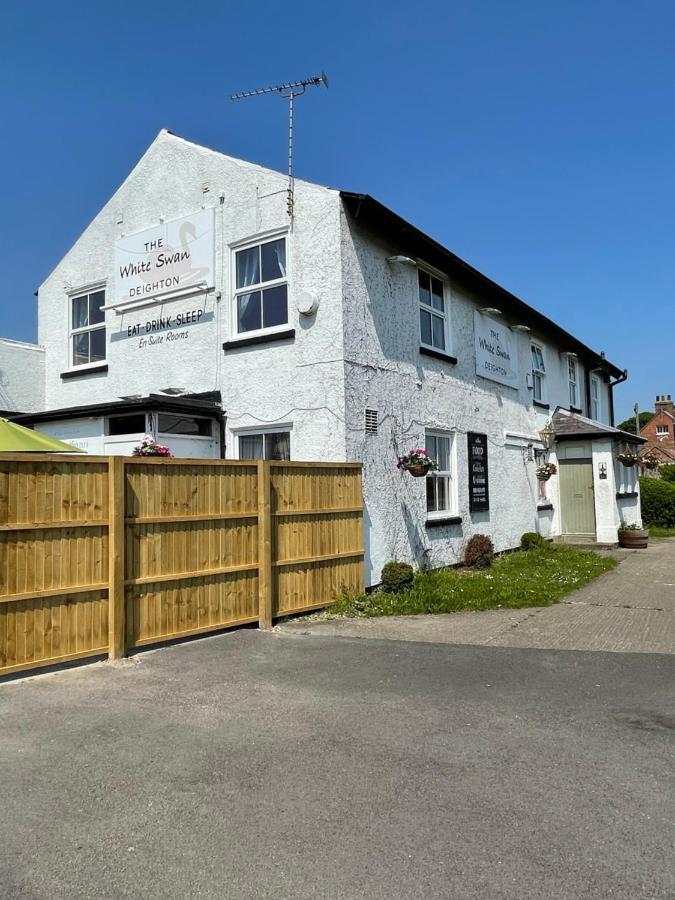 The White Swan Deighton Hotel ยอร์ค ภายนอก รูปภาพ