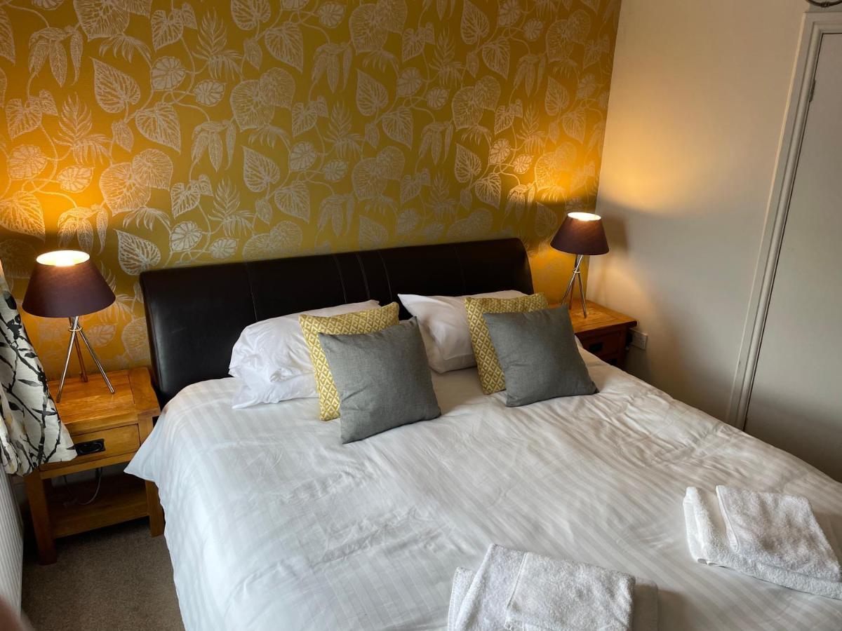 The White Swan Deighton Hotel ยอร์ค ภายนอก รูปภาพ